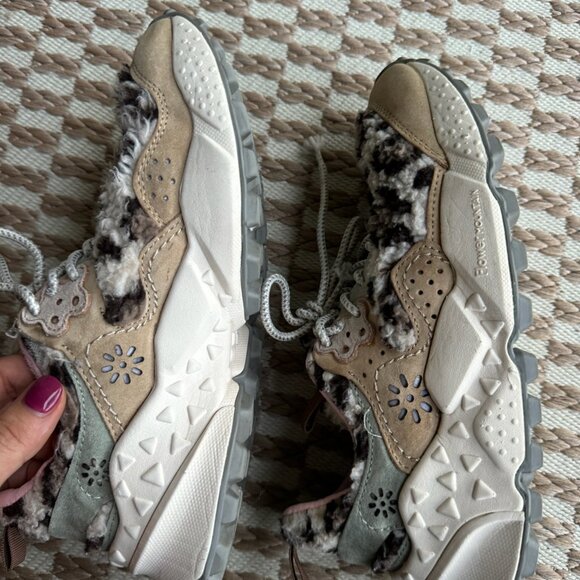 Anthropologie Cheetah Sneakers Size 8 - Picture 4 of 9